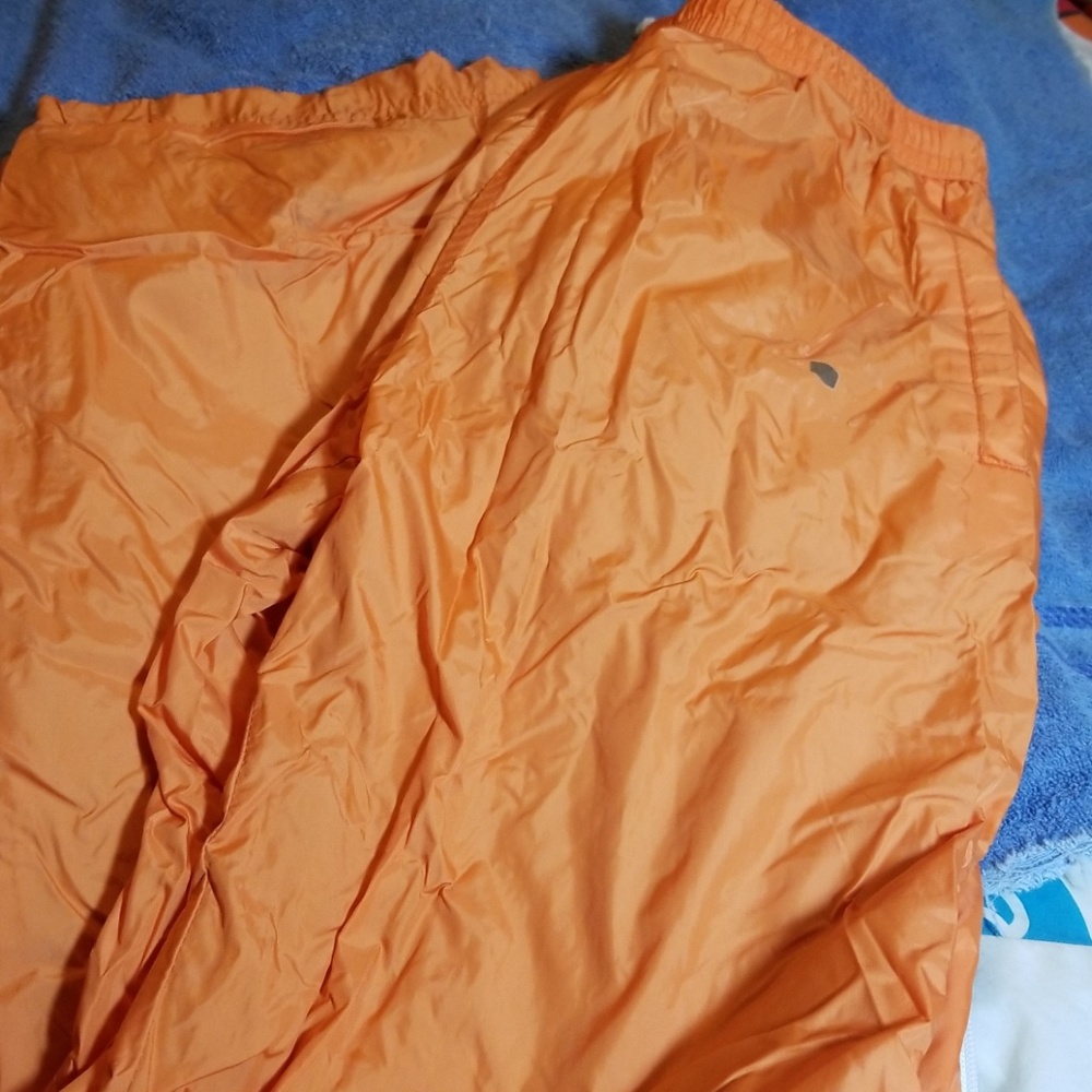 A&F lined windbreaker track pants